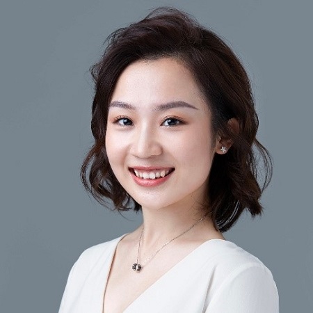 Yi