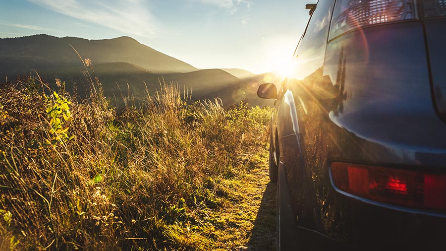 car-on-mountain-peak