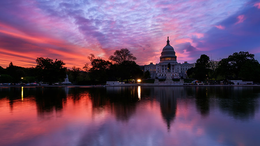US-capitol-building-at-dusk